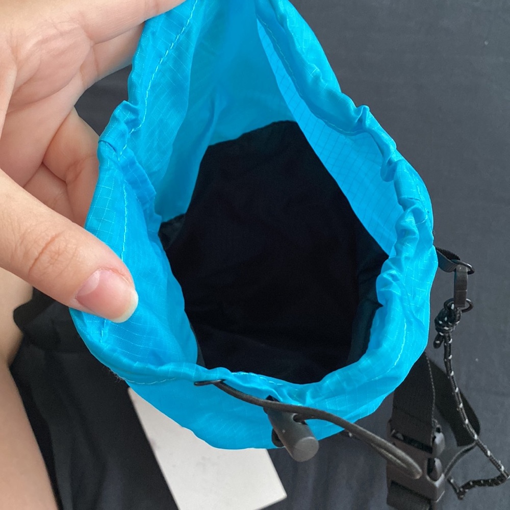 Cinch bag - Picture 2 of 4
